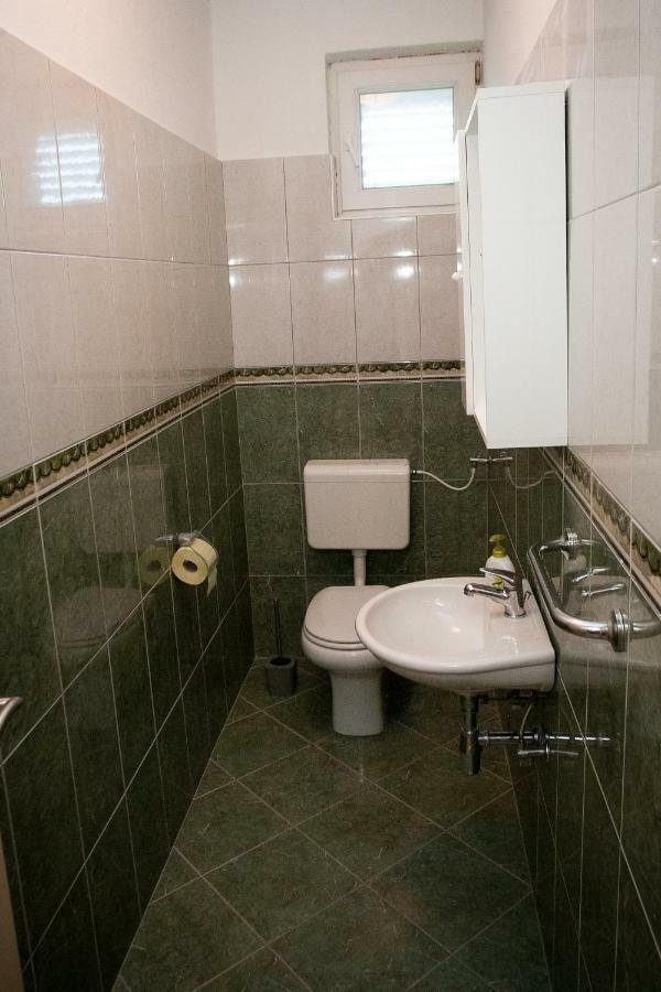 Apartman Ana Radovin ภายนอก รูปภาพ