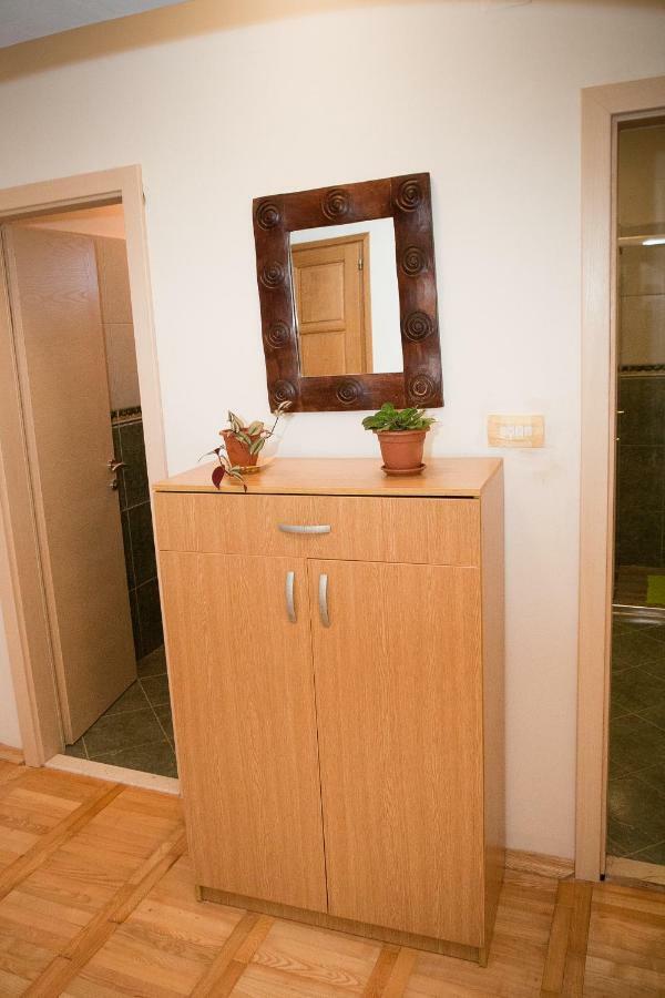 Apartman Ana Radovin ภายนอก รูปภาพ