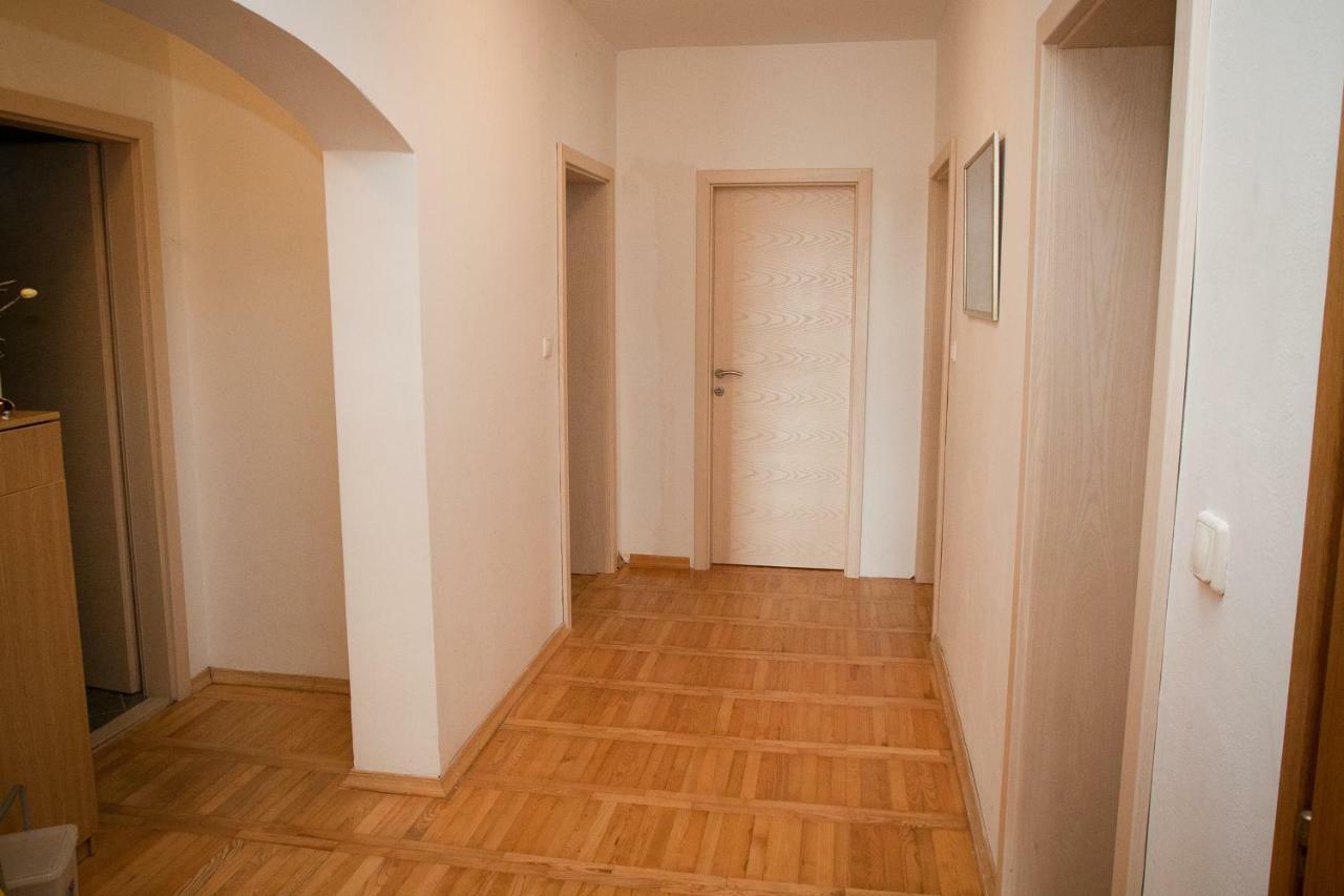 Apartman Ana Radovin ภายนอก รูปภาพ