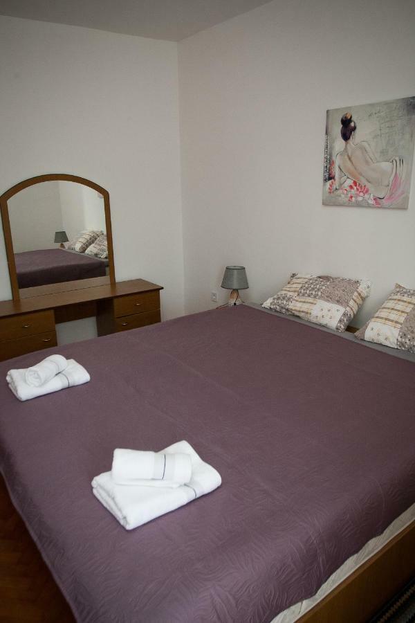 Apartman Ana Radovin ภายนอก รูปภาพ