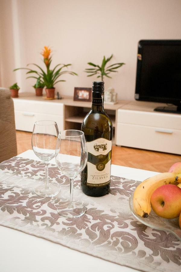 Apartman Ana Radovin ภายนอก รูปภาพ